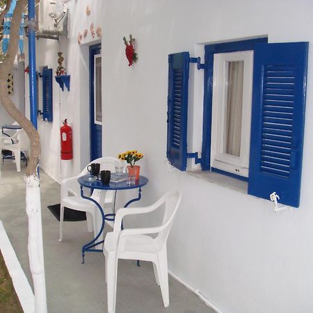 Boussetil Rooms Capanmat Tínos Exteriér fotografie