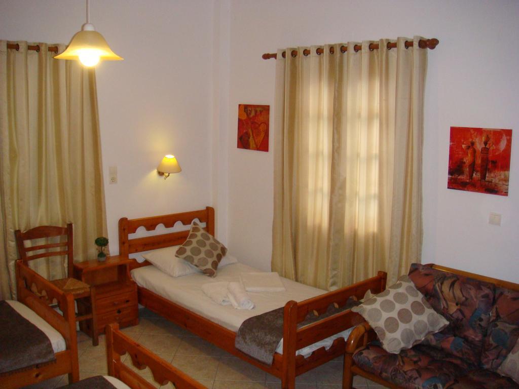 Boussetil Rooms Capanmat Tínos Exteriér fotografie